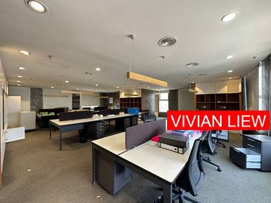 Office Rent Fully Renovated With Furniture Move In Condition 3 Car Par