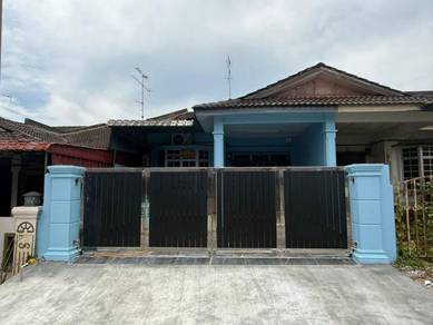 Taman Wawasan @ Kelapa Sawit Kulai Single Storey Renovated House SALE