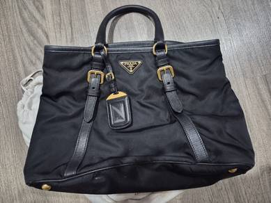 Prada MILANO – TIMELESS LUXURY 