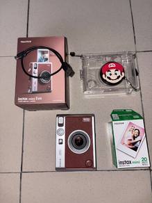 Fujifilm Instax mini evo 