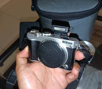 Nikon 1 J5 body