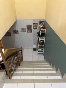 Fully Tiles. Bukit tinggi 1, Klang. 2 storey 22x70 4bedrooms 3 bat