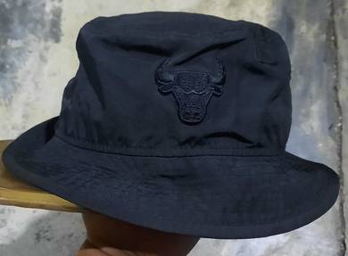 New Era × Chicago Bulls bucket hat