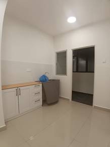 Cheaper Spacious Newly Unit Partial Furnish Suit For Own Furniture