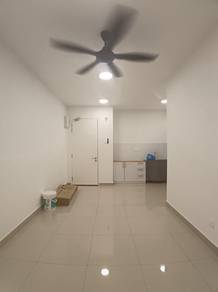 Cheaper Spacious Newly Unit Partial Furnish Suit For Own Furniture