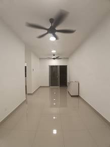 Cheaper Spacious Newly Unit Partial Furnish Suit For Own Furniture