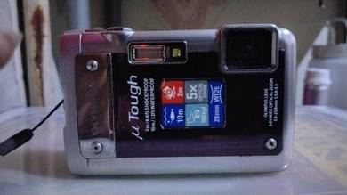Olympus M Tough-8010