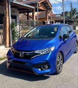 Honda JAZZ 1.5 GK V A)