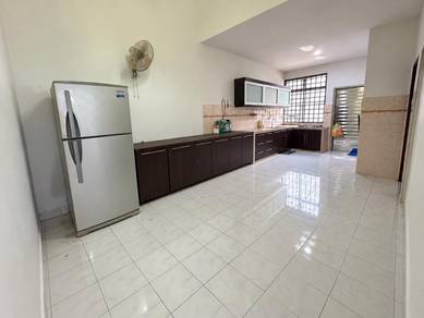 Bukit Indah / Corner Lot / Partial Furnish / No co-broke