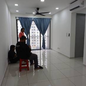 Kenwingston Platz Gombak