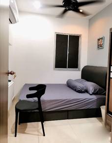 Bayan baru female Aircon room Dpiazza condominium gbs mayang suntect