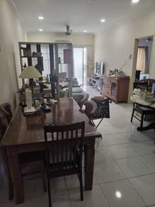 Corner Condo lot for rent