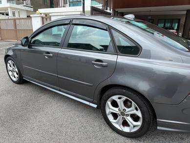 2010 Volvo S40 2.0 (A)