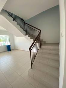 Brand New Taman Scientex Jenjarom 2 Storey House 4 Bedroom 3 Bathroom