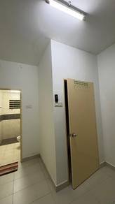 Master bedroom, Female, Putra Suria Resident, 2min Cheras LRT