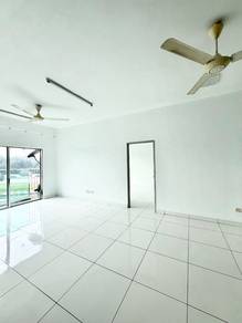 Twin Residence Kobena Tampoi Perling 3bed All Race Nice Unit
