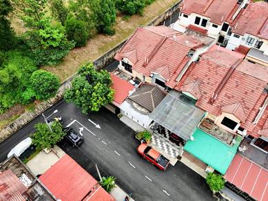 Rumah End Lot 2 Tingkat Untuk Dijual Rawang Renovated 4 Bilik