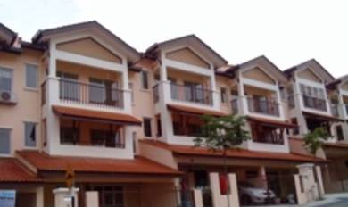 Amansaria Rawang/Selayang  townhouse 3 bedrooms for rent