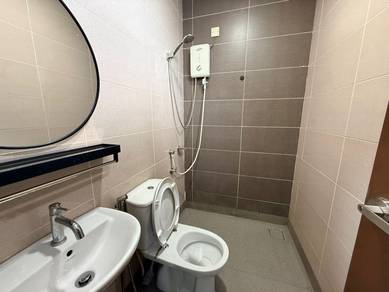 Master Room Rental Bayu Puteri  ,Pelangi JB