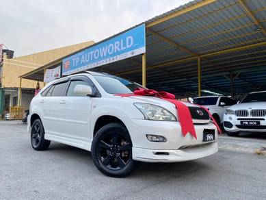 Toyota HARRIER 2.4 PREMIUM L/P.ROOF/CARKING/L*SEAT