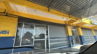 Supermarket-Ready Shoplot for Rent | Boulevard, Apas Batu 2