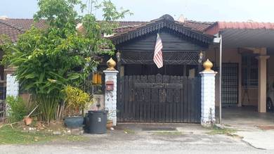 1-storey-Terraced-House-for-sale-Parit-Buntar-Perak
