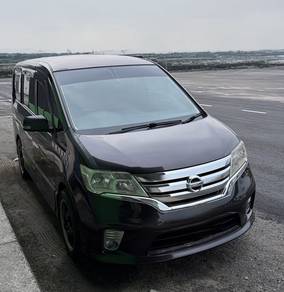 2013 Nissan SERENA 2.0 S-HYBRID HIGHWAY STAR