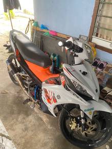 sebuah jentera LC135 ES