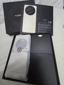 Nubia Flip 5G
