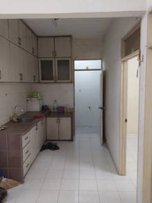 Medan Hikmat Apartment, Jelutong, near Perak Road