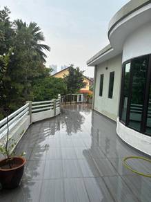 Corner Taman Tasik Prima, Puchong , Selangor