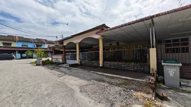 Batu Pahat Taman Mutiara Single Storey Terrace House