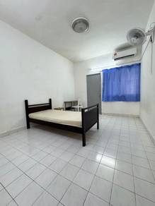 Private Room for Rent 🛏️ Near MRT Mutiara Damansara, Bandar Utama