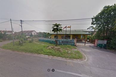 1 Storey Detached House Land Size: 13.2Pts | 528k