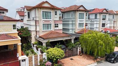 2.5 Storey - Le Putra Avenue, Seri Kembangan - 7 Bed & 6 Bath | Gated