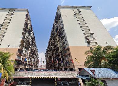 Pangsapuri Seri Nilam Ampang, Nearby Sekolah Menengah