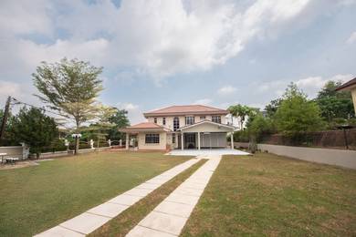 SPACIOUS LAND 12,000 Sqft NonBumi Bungalow Double Storey Rasah Kemayan