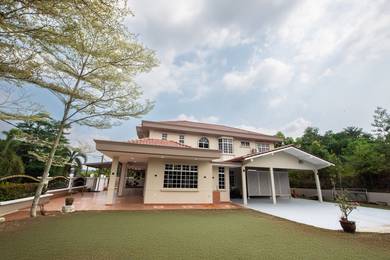 SPACIOUS LAND 12,000 Sqft NonBumi Bungalow Double Storey Rasah Kemayan