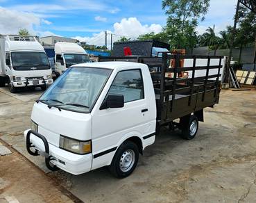 Nissan Vanette Body Kayu Lantai Besi Aircond