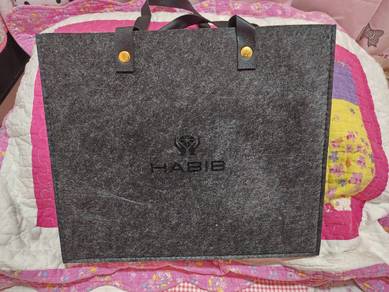 Habib Felt Tote Bag
