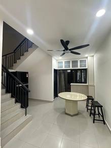JP Perdana Jalan Jaya Putra Double Storey Terrace / Mount Austin