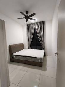 FEMALE ONLY middle room for rent