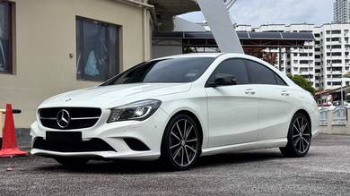 Mercedes Benz GLA-CLASS 1.6 200 (CBU) X156
