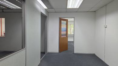 Spacious Light Industrial unit