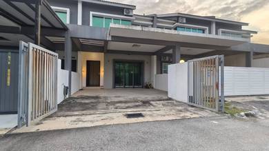 Rumah 2 Tingkat Facing Playground Di Bintang Maya 3