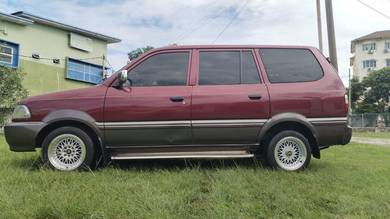 2001 Toyota UNSER 1.8 GLI (M)