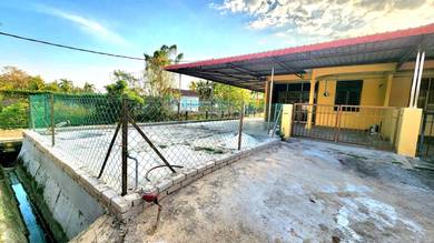 Rumah Corner Lot Di Taman Budiman, Sg Lalang
