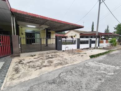 Rumah SemiD Tanah Luas Di Taman Seri Mesra Bedong