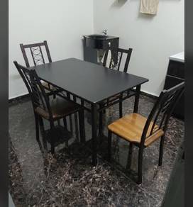 6 chairs and dining table 