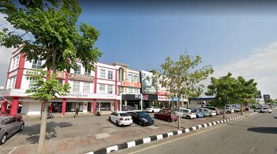 ShopLot next to Bank Islam for rent